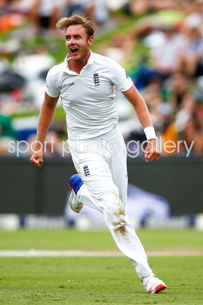 Stuart Broad AB de Villiers Wicket Johannesburg 2016