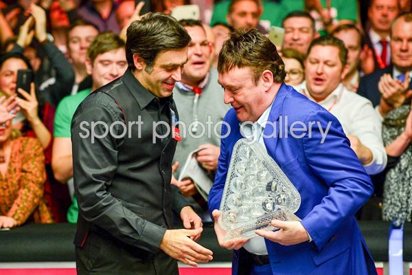 Ronnie O'Sullivan Masters Champion & Jimmy White 2016