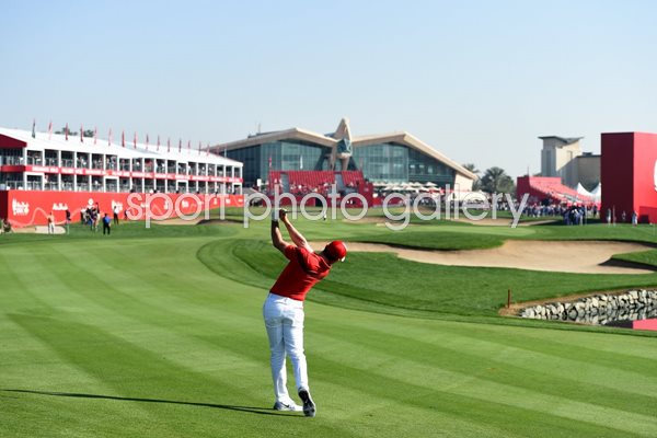 Rory McIlroy 18th Abu Dhabi Golf Club 2016