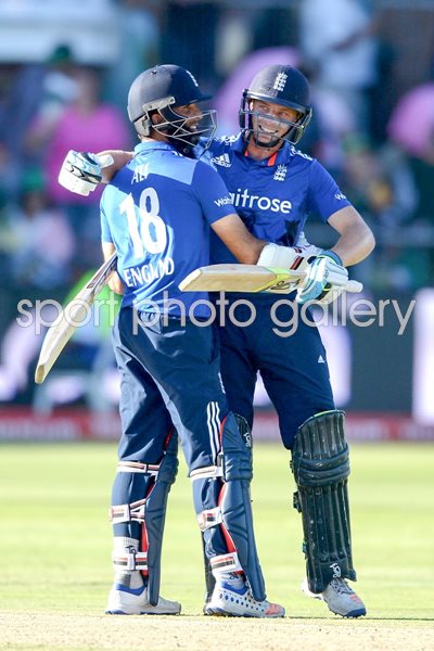 Jos Buttler & Moeen Ali seal England win Port Elizabeth 2016