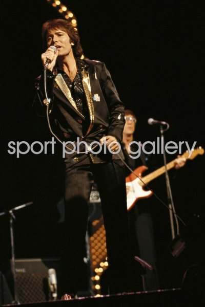 Cliff Richard on stage 1981