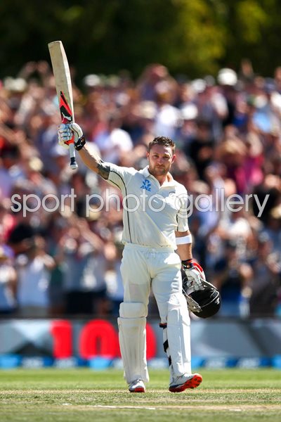 Brendon McCullum New Zealand celebrates his century 