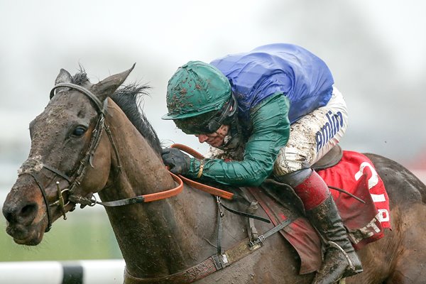 Bishops Road ridden by Richard Johnson Betfred Grand National Trial