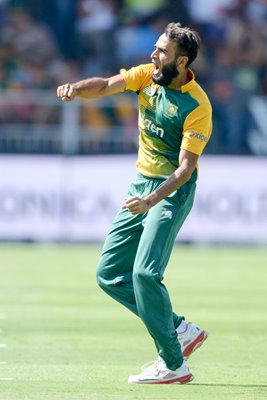 Imran Tahir South Africa celebrates v England