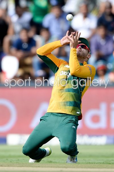 Faf du Plessis South Africa catches out Chris Jordan