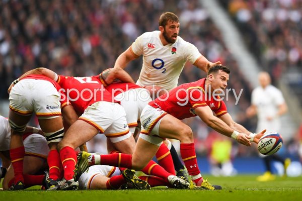 Gareth Davies Wales v England Twickenham 2016