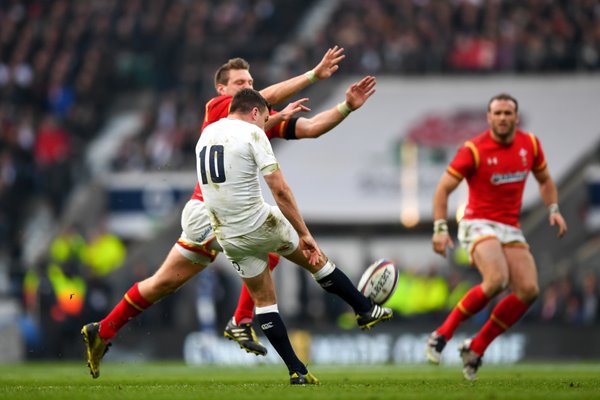 Dan Biggar Wales chargedown v England 6 Nations 2016