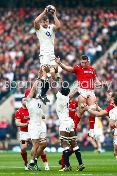 George Kruis England wins a lineout ball v Wales