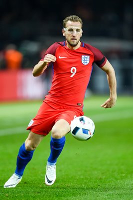 Harry Kane England v Germany Olympiastadion Berlin 2016