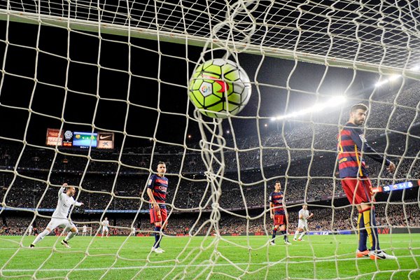  Barcelona v Real Madrid 1-2 Ronaldo's goal