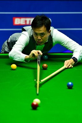 Marco Fu England World Snooker Crucible 2016