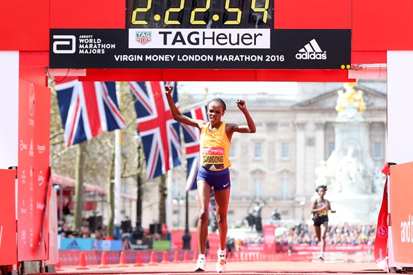 Jemima Sumgong wins London Marathon 2016