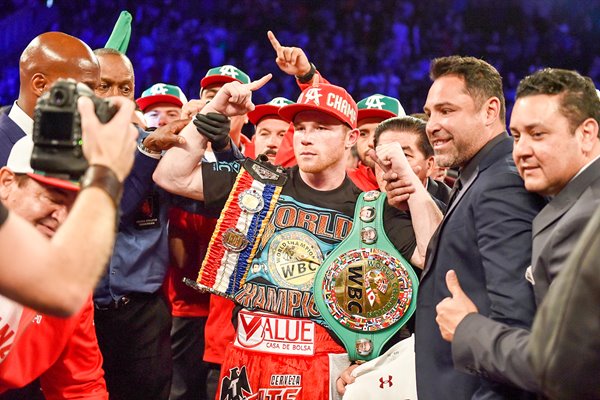 Canelo Alvarez beats Amir Khan Las Vegas 2016