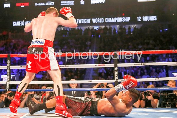 Canelo Alvarez knock out punch v Amir Khan 2016