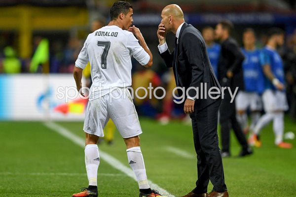 Cristiano Ronaldo & Zinedine Zidane Real Madrid Milan 2016