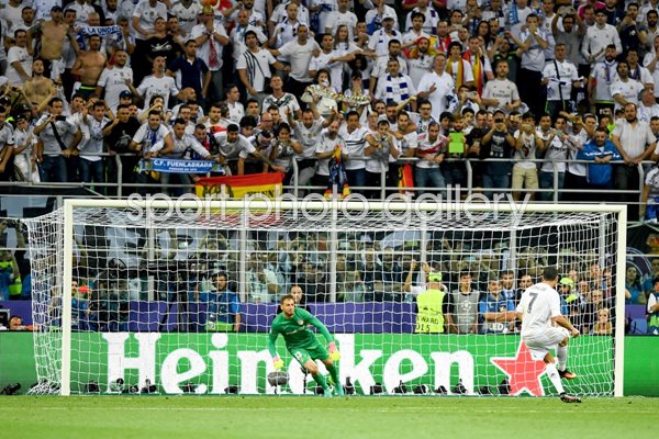  Cristiano Ronaldo Real Madrid Winning Penalty Milan 2016