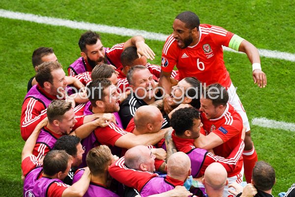 Gareth Bale Wales Free Kick v Slovakia Bordeaux 2016