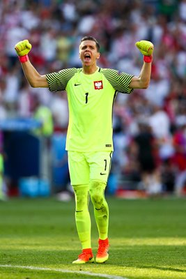 Wojciech Szczesny Poland v Northern Ireland Nice 2016