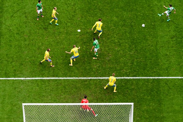 Wes Hoolahan scores Ireland v Sweden Paris 2016