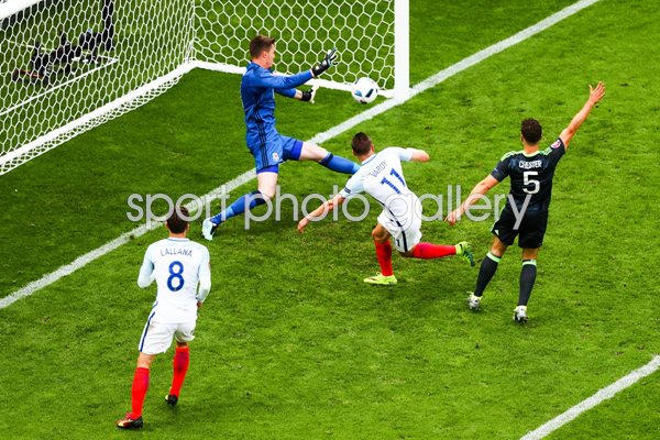 Jamie Vardy England scores v Wales Lens 2016