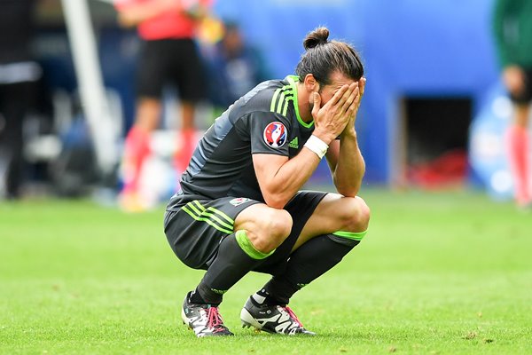 Gareth Bale Wales v England Lens Europeans 2016