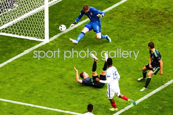 Daniel Sturridge England scores winner v Wales 2016