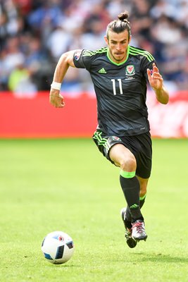 Gareth Bale Wales v England Lens Europeans 2016