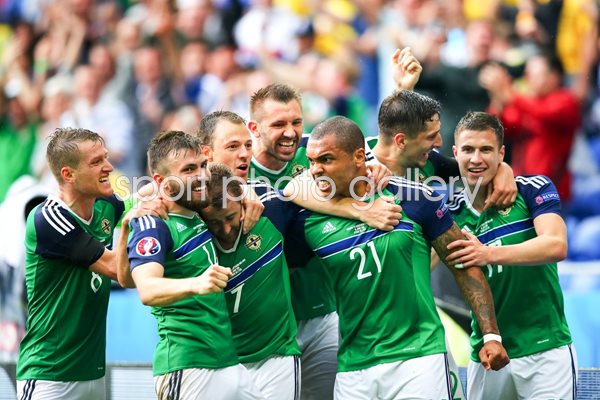 Niall McGinn Northern Ireland scores v Ukraine Lyon 2016