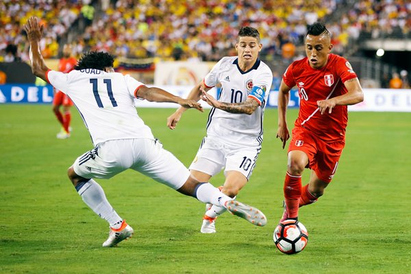 Christian Cueva Peru v Juan Cuadrado Colombia