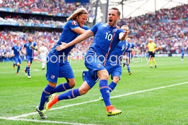 Gylfi Sigurdsson goal Iceland v Hungary Europeans 2016