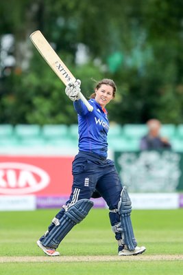 Tammy Beaumont England Century v Pakistan Worcester 2016