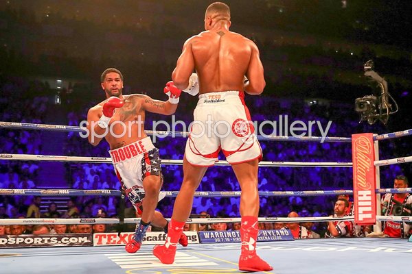 Anthony Joshua knocks out Dominic Breazeale O2 2016