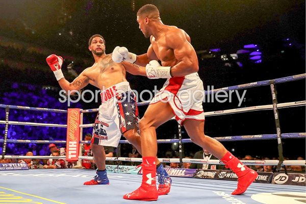 Anthony Joshua knocks out Dominic Breazeale O2 2016