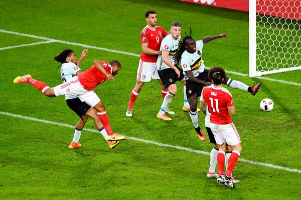 Ashley Williams Wales scores v Belgium Quarter Final 2016