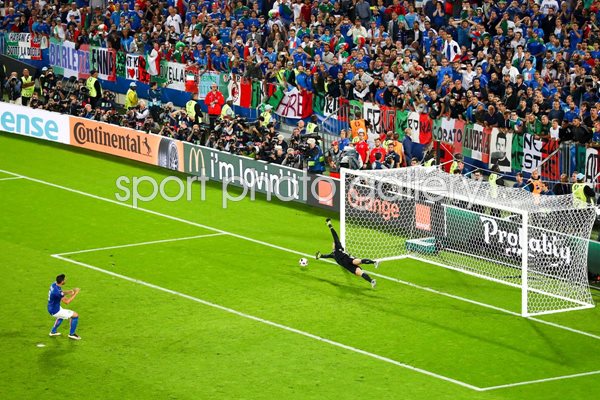 Graziano Pelle Italy penalty miss Europeans 2016