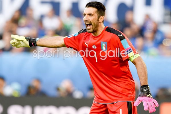 Gianluigi Buffon Italy Europeans 2016