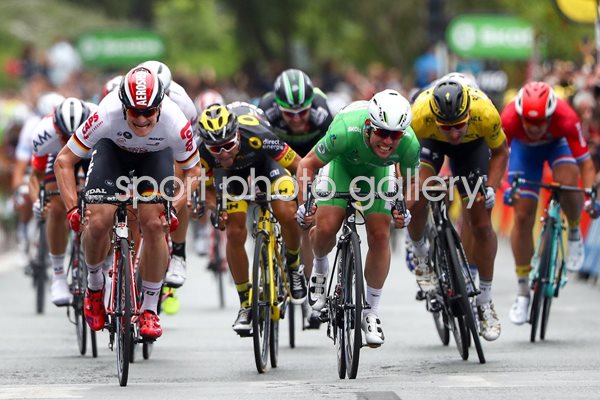 Mark Cavendish wins 28th Tour de France stage 2016