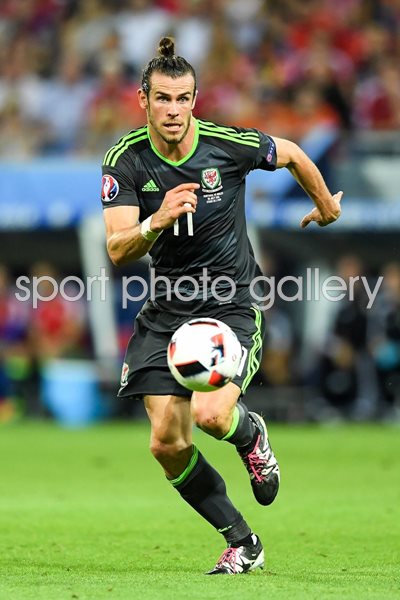 Gareth Bale Wales v Portugal Europeans 2016