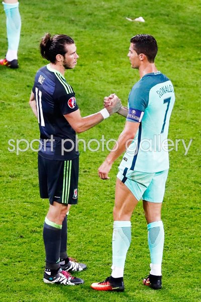  Gareth Bales Wales & Ronaldo Portugal Lyon 2016