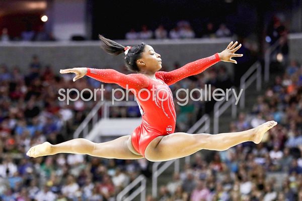 Simone Biles USA floor exercise 2016