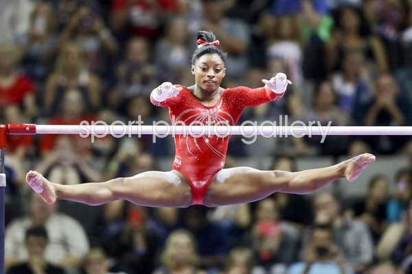 Simone Biles USA uneven bars 2016