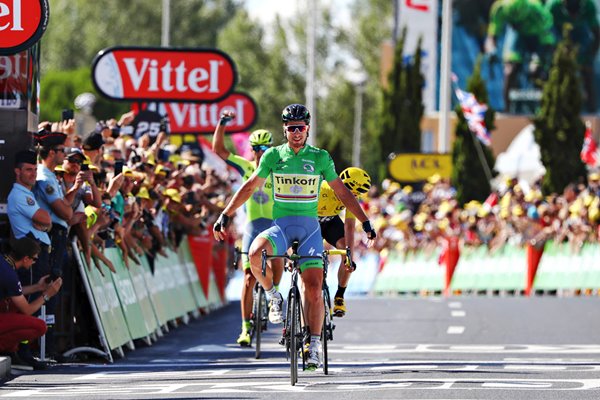 Peter Sagan Green beats Chris Froome Yellow Stage 11 2016