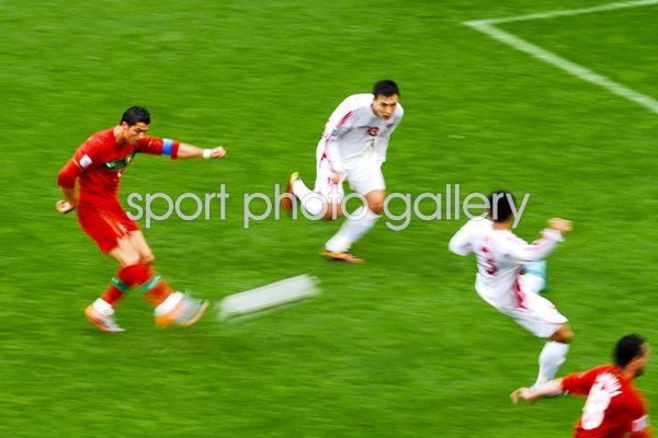 Ronaldo Blur 2010 - Portugal v North Korea 