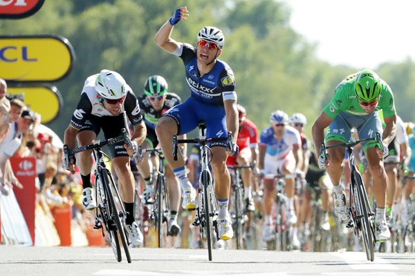 Mark Cavendish beats Marcel Kittel Stage 14 Tour 2016