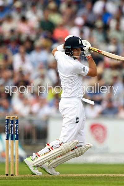 Jo Root England 254 v Pakistan Old Trafford 2016