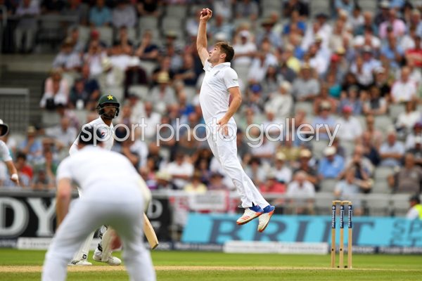 Chris Woakes Catch England v Pakistan 2016