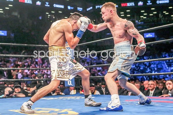 Carl Frampton v Leo Santa Cruz New York 2016