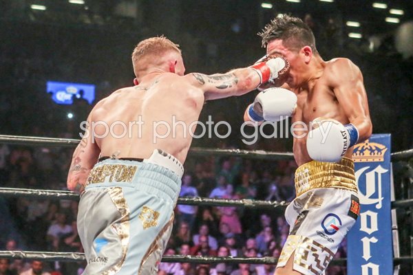 Carl Frampton v Leo Santa Cruz New York 2016