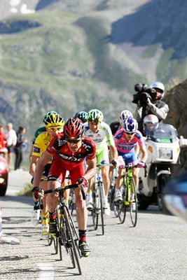 Cadel Evans leads Voeckler Tour 2011