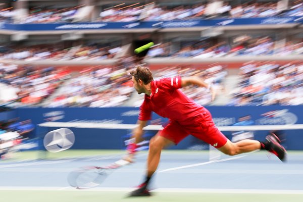 Stan Wawrinka 2016 US Open returns a shot